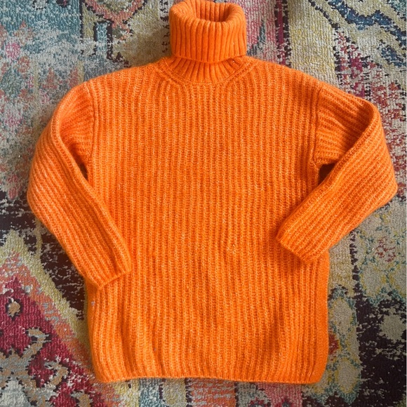 MNG Cozy Orange Turtleneck Sweater XS - Picture 1 of 5